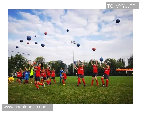 足球明星的技巧与训练方法揭秘助你提升球技的全面指南